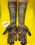 3d-checks-leaves-mehndi design