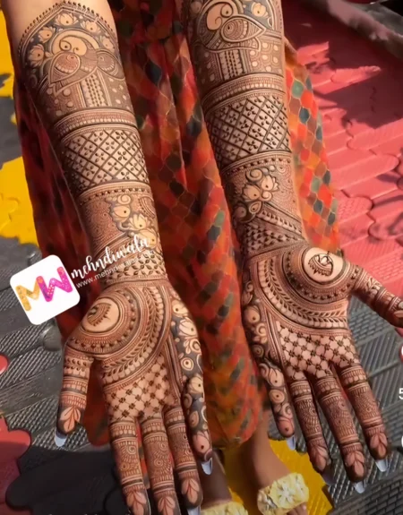 3d-lotus-leaves-peacock-jhumki-birthday-mehndi design