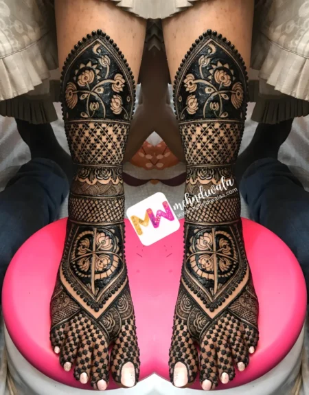 3d-flowers-checks-anniversary-mehendi design