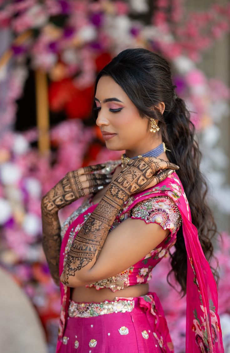 BEST MEHNDI DESIGNS FROM east delhi