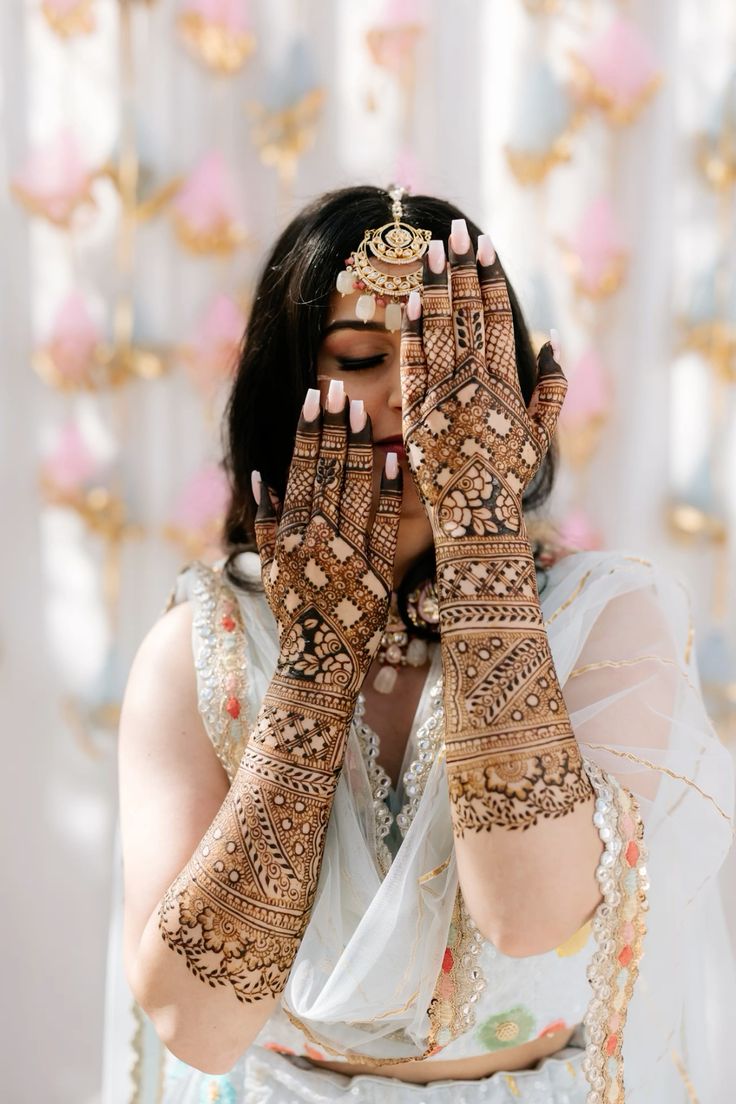 best mehndi artist in indirapuram