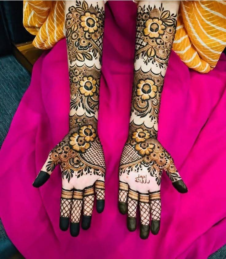 BRIDAL MEHNDI DESIGN
