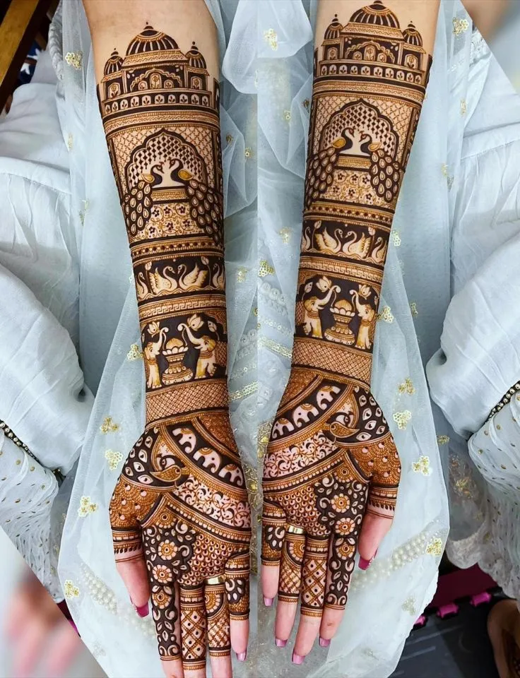 Best Bridal Mehandi Artist in IP Extension
